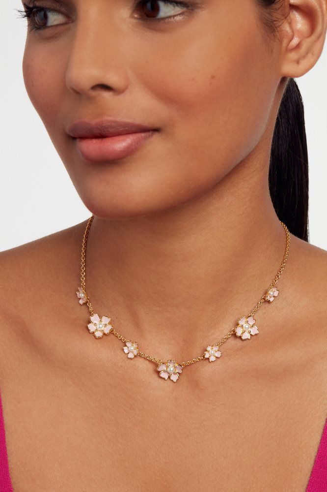 Bijuterii Dama Ted Baker Petia - Painted Flower Necklace Aurii | 703568-SCP