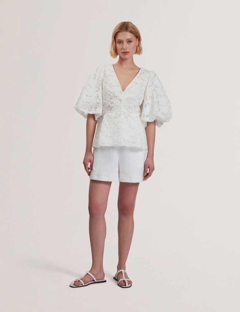 Tricouri Dama Ted Baker Ellari - Lace Puff Sleeve V-neck Peplum Top Albi | 328571-HWP